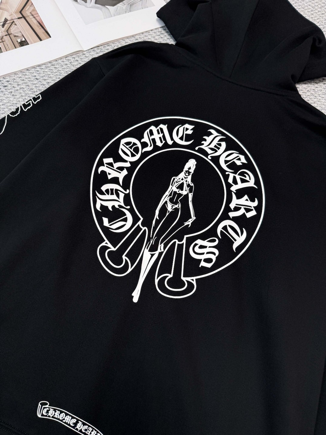 Chrome Hearts 克罗心 Deadlydoll 联名款 漫画风印花拉链连帽卫衣 外套 女款 黑色 B0