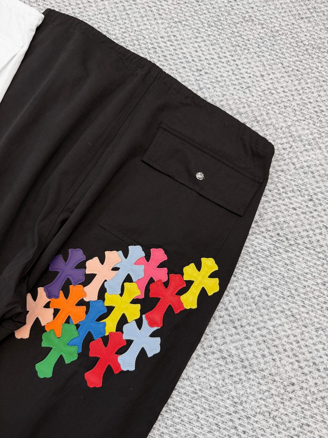 Chrome Hearts 克罗心 彩色皮袖十字架抽绳松紧腰休闲裤 裤子 长裤 运动裤 夏季 女款 黑色 白色 B0