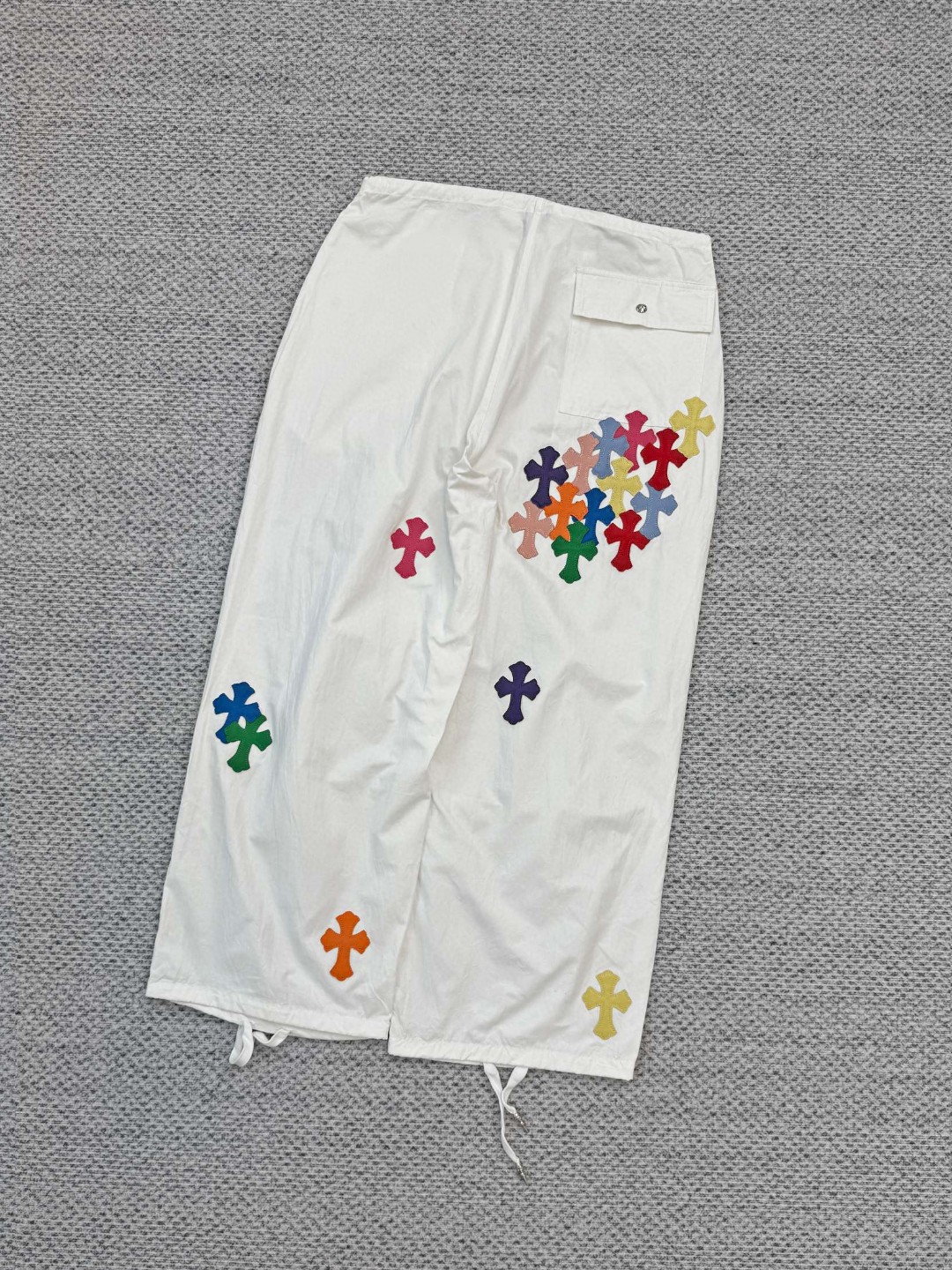 Chrome Hearts 克罗心 彩色皮袖十字架抽绳松紧腰休闲裤 裤子 长裤 运动裤 夏季 女款 黑色 白色 B0