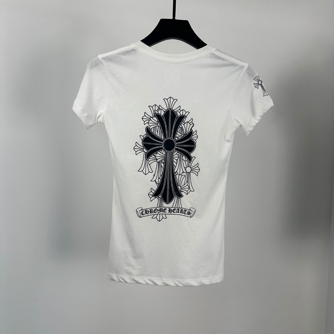 Chrome Hearts 克罗心 后幅十字卷轴印花V领短袖 T恤 夏季 女款 黑色 白色 A2