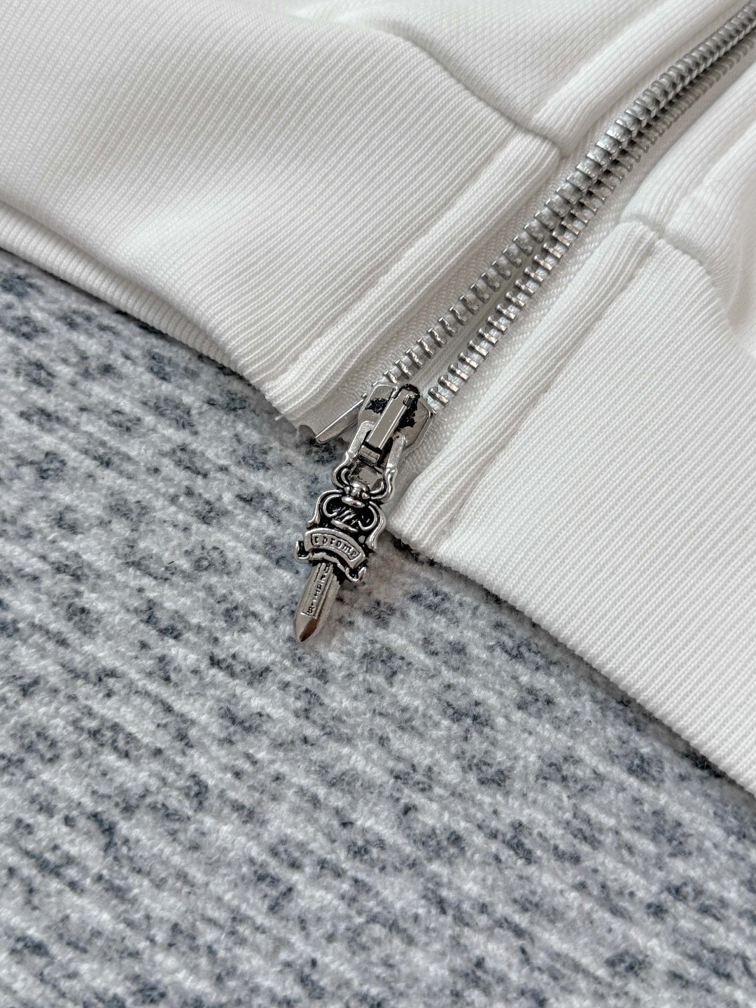 Chrome Hearts 克罗心 船锚印花拉链连帽卫衣 短款 外套 女款 白色 B0