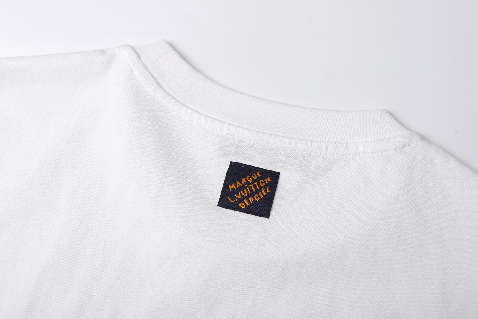 LOUIS VUITTON 路易威登 LV 立体刺绣T恤 短袖 白色 A0 1AJCSO