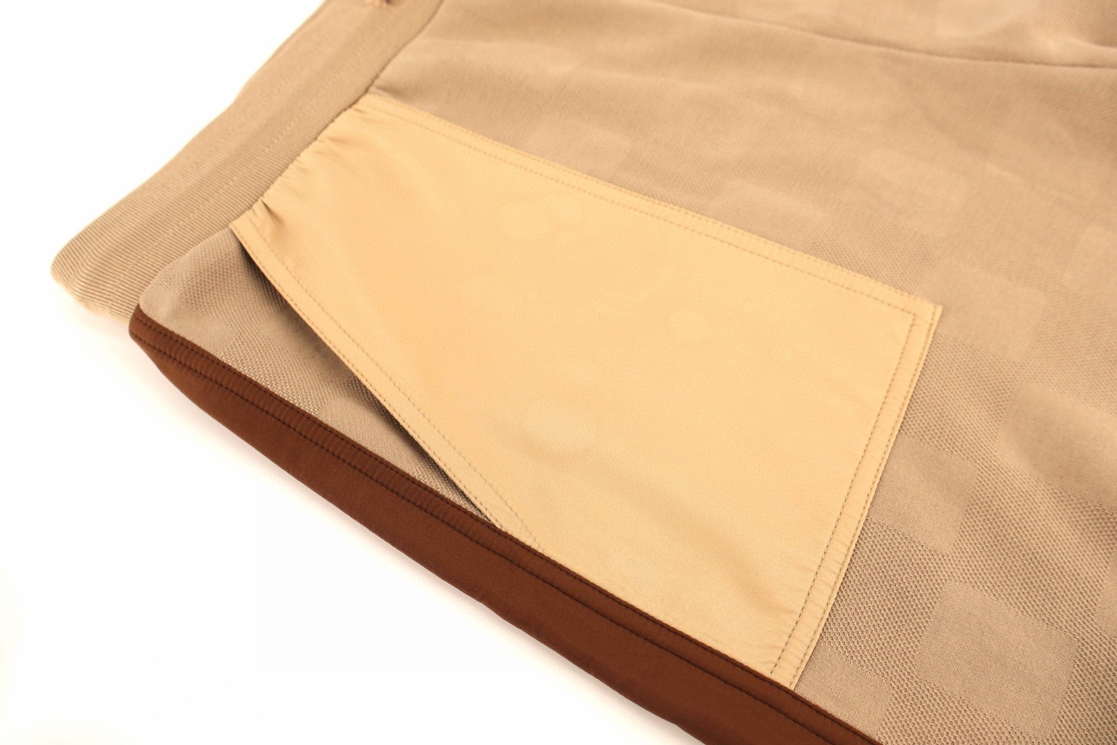 LOUIS VUITTON 路易威登 LV Nigo联名款 拼接撞色松紧腰短裤 休闲裤 五分裤 裤子 A7 1AIML5