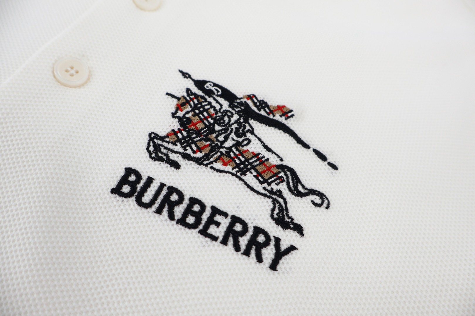 Burberry 巴宝莉 战马格纹刺绣Polo衫 短袖 T恤 夏季 白色 黑色 A2 81219661