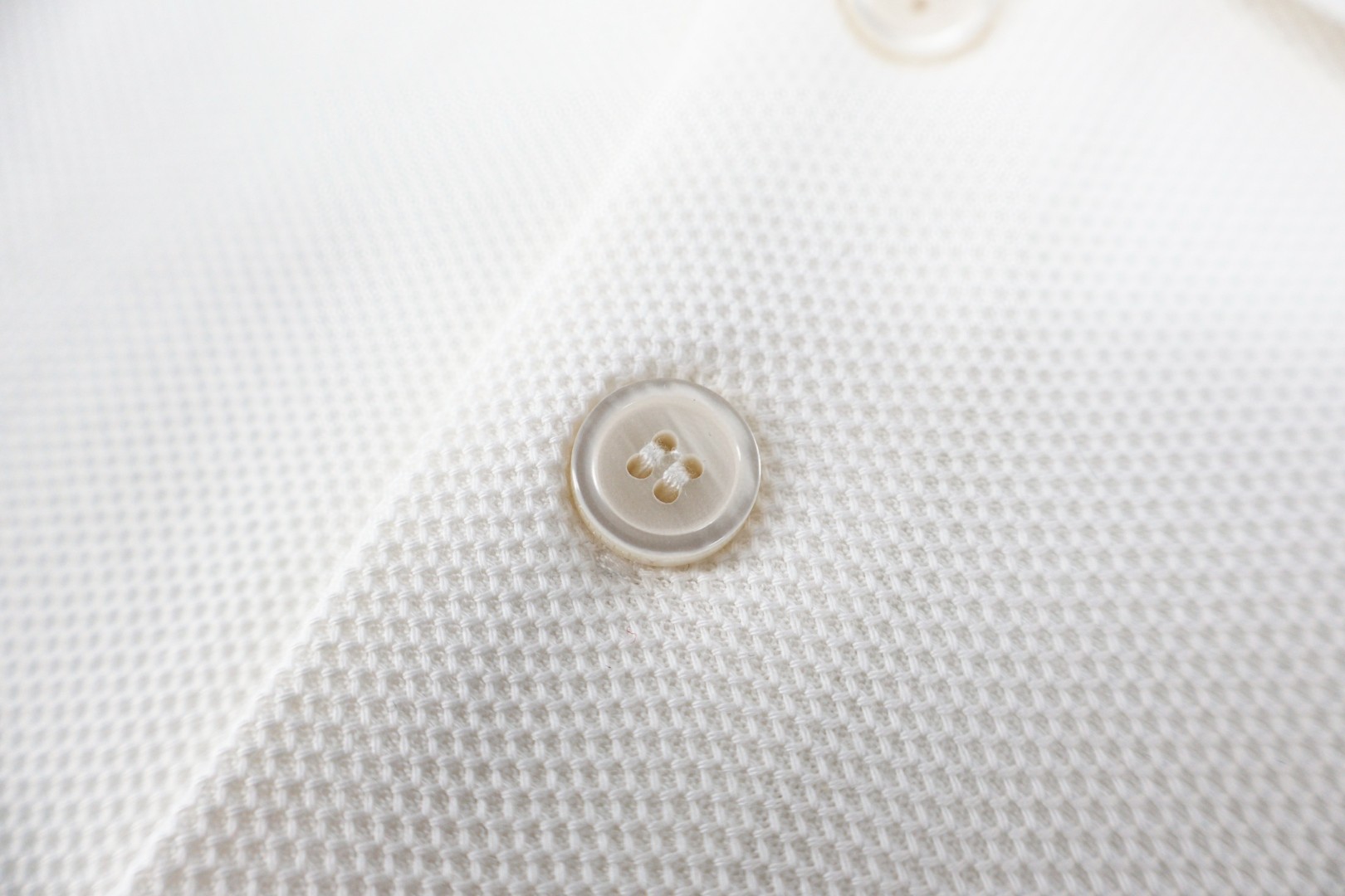 Burberry 巴宝莉 战马格纹刺绣Polo衫 短袖 T恤 夏季 白色 黑色 A2 81219661