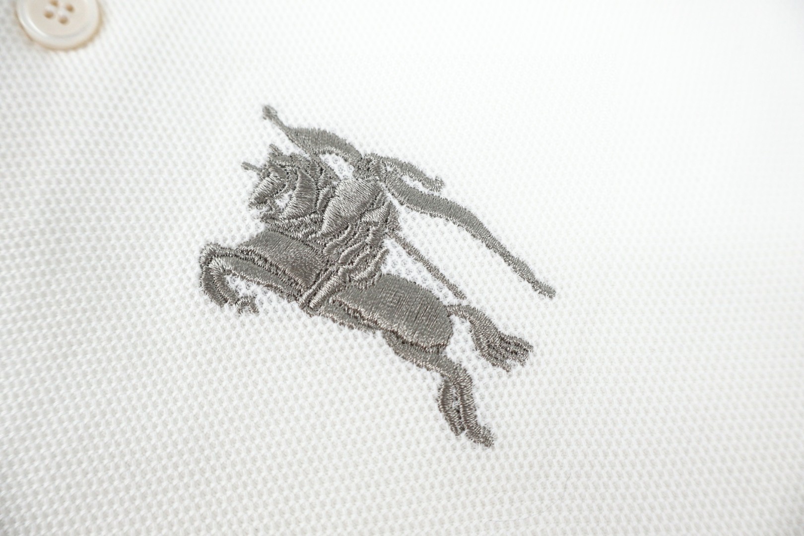 Burberry 巴宝莉 战马刺绣Polo衫 短袖 T恤 夏季 白色 黑色 A2 81190091