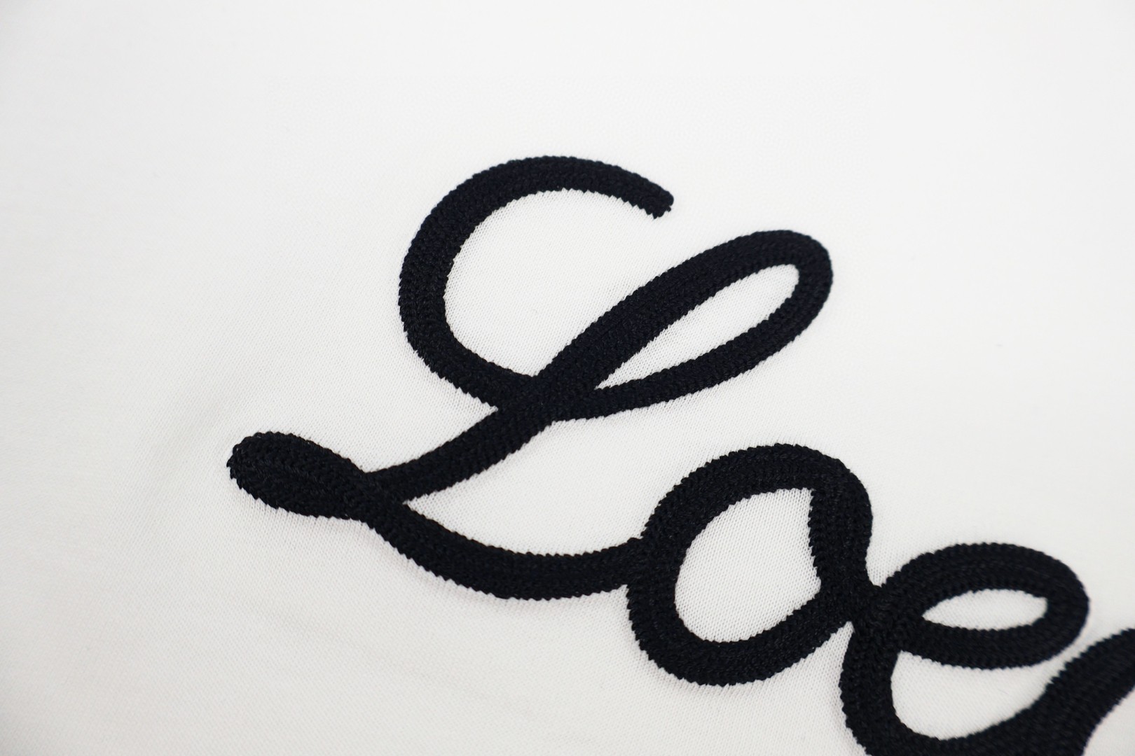 Loewe 罗意威 草写字母刺绣圆领短袖 T恤 女款 白色 A0 S359Y22XAC-2100