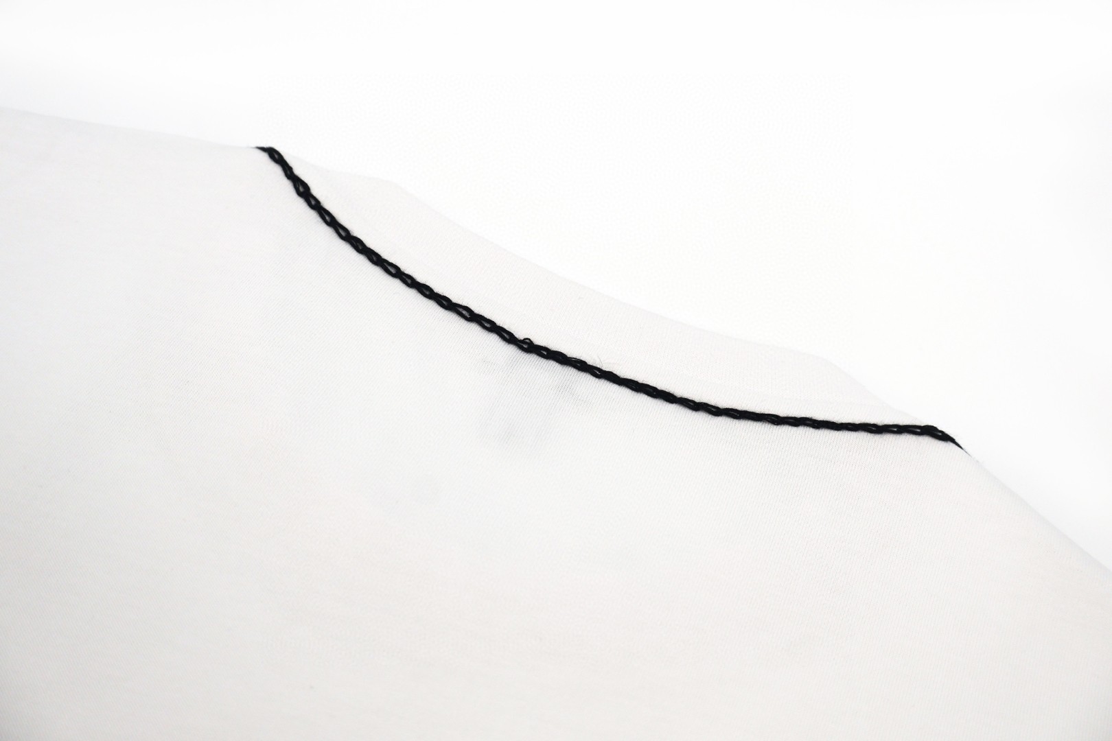 Loewe 罗意威 草写字母刺绣圆领短袖 T恤 女款 白色 A0 S359Y22XAC-2100