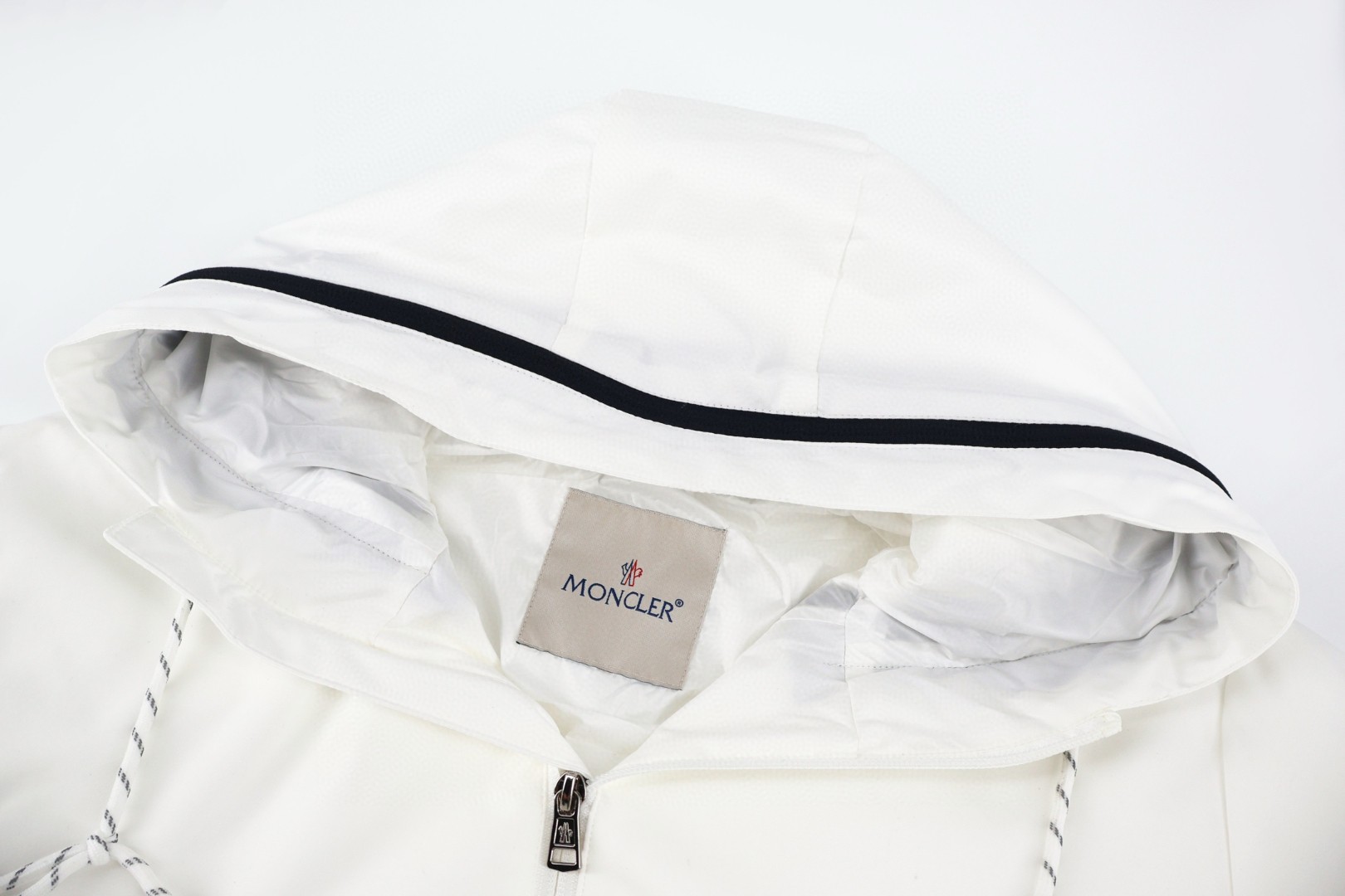 Moncler 蒙口 功能户外连帽冲锋衣 夹克 外套 白色 蓝色 B5 H10911A00050549ML040