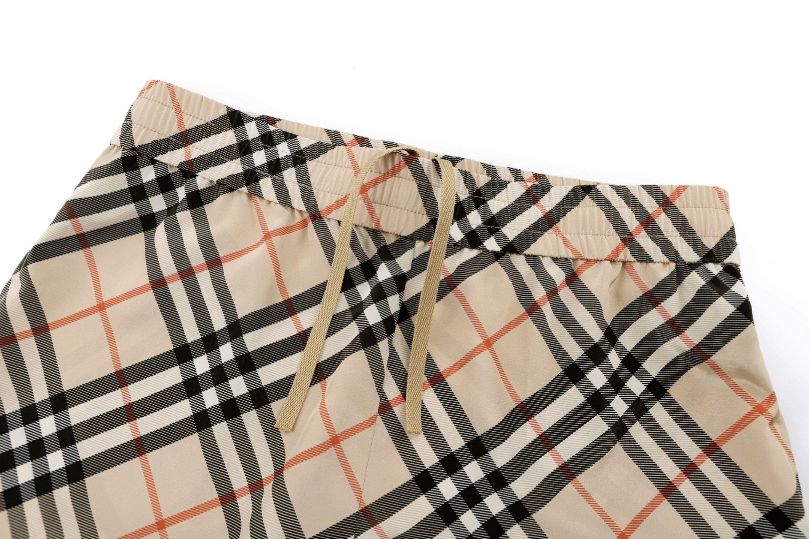 Burberry 巴宝莉 经典格纹丝质松紧腰短裤 裤子 休闲裤 五分裤 卡其色 A5
