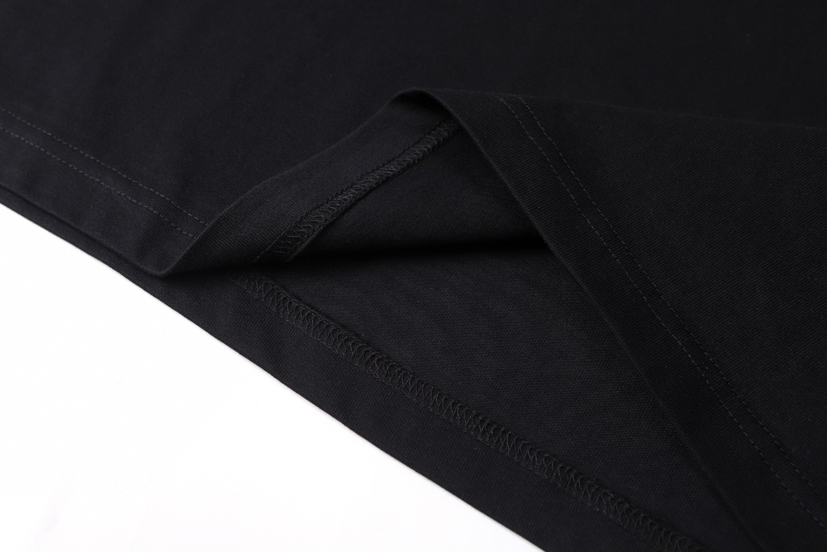 Burberry 巴宝莉 刺绣战马标识圆领Tee 短袖 T恤 白色 黑色 A0 81190061