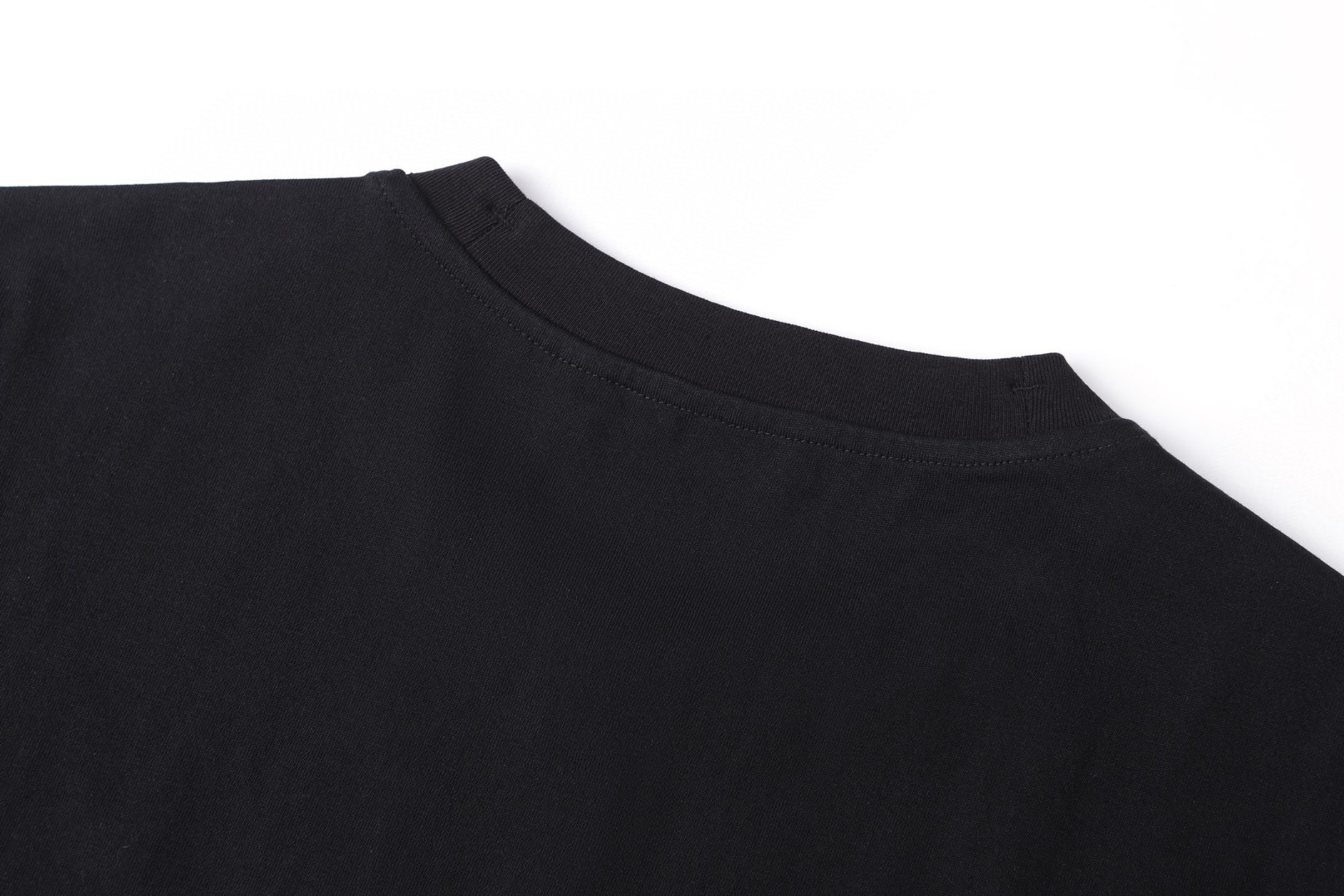 Burberry 巴宝莉 刺绣战马标识圆领Tee 短袖 T恤 白色 黑色 A0 81190061