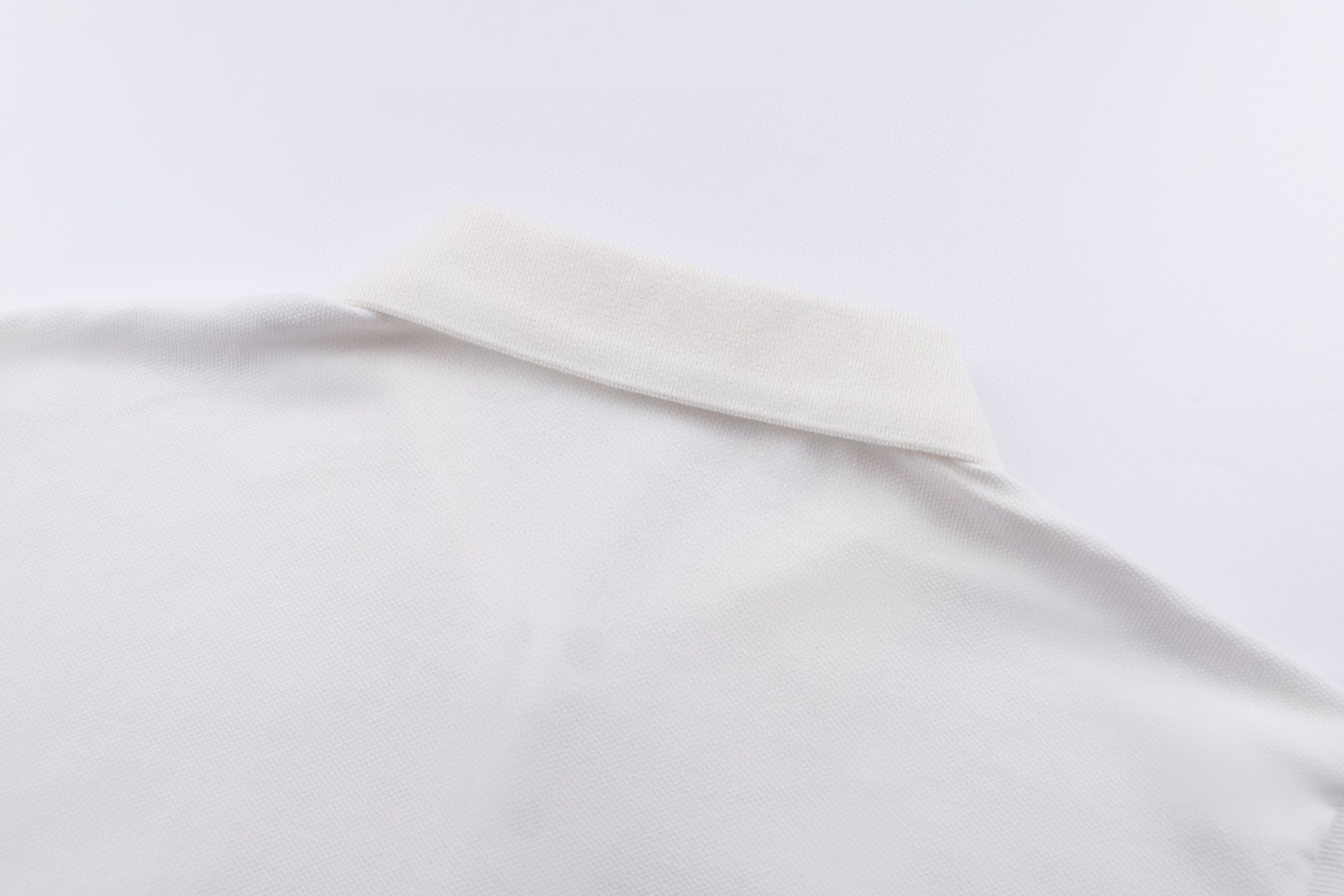 Moncler 蒙口 标识贴片棉质珠地Polo衫 短袖 T恤 夏季 白色 蓝色 A2 I20918A0001484556032