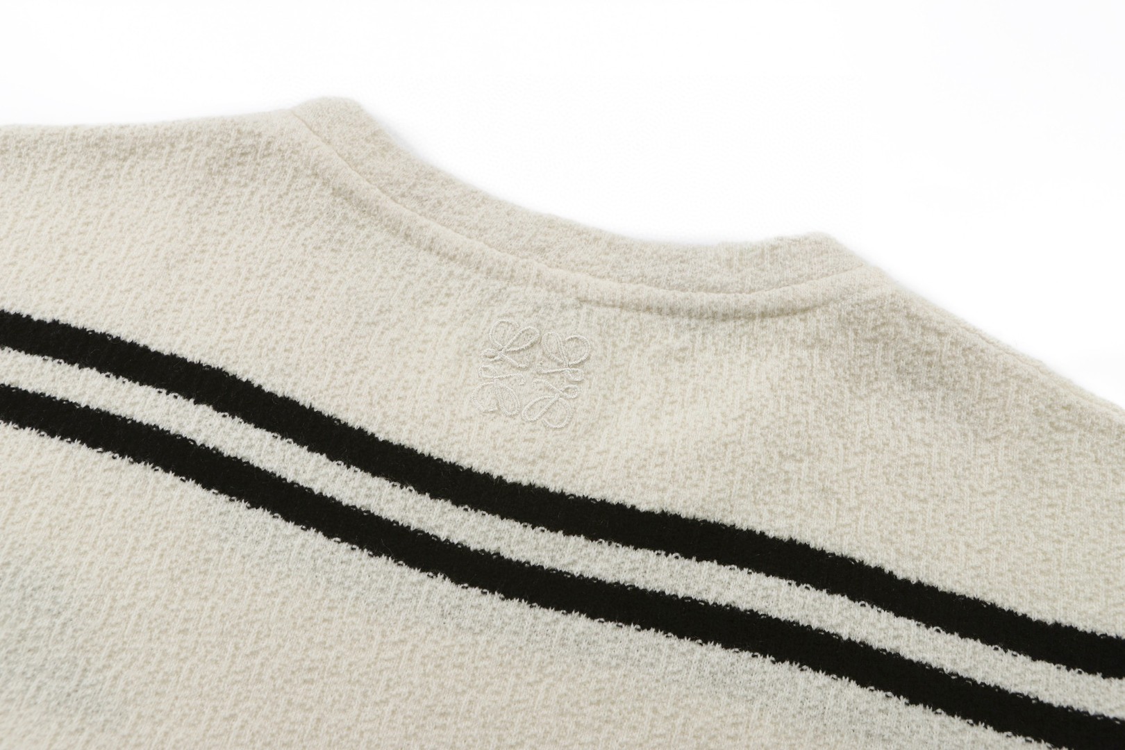 Loewe 罗意威 羊毛毛织几何圆领短袖 T恤 白色 海军蓝 A0 H526Y22XD8-6819