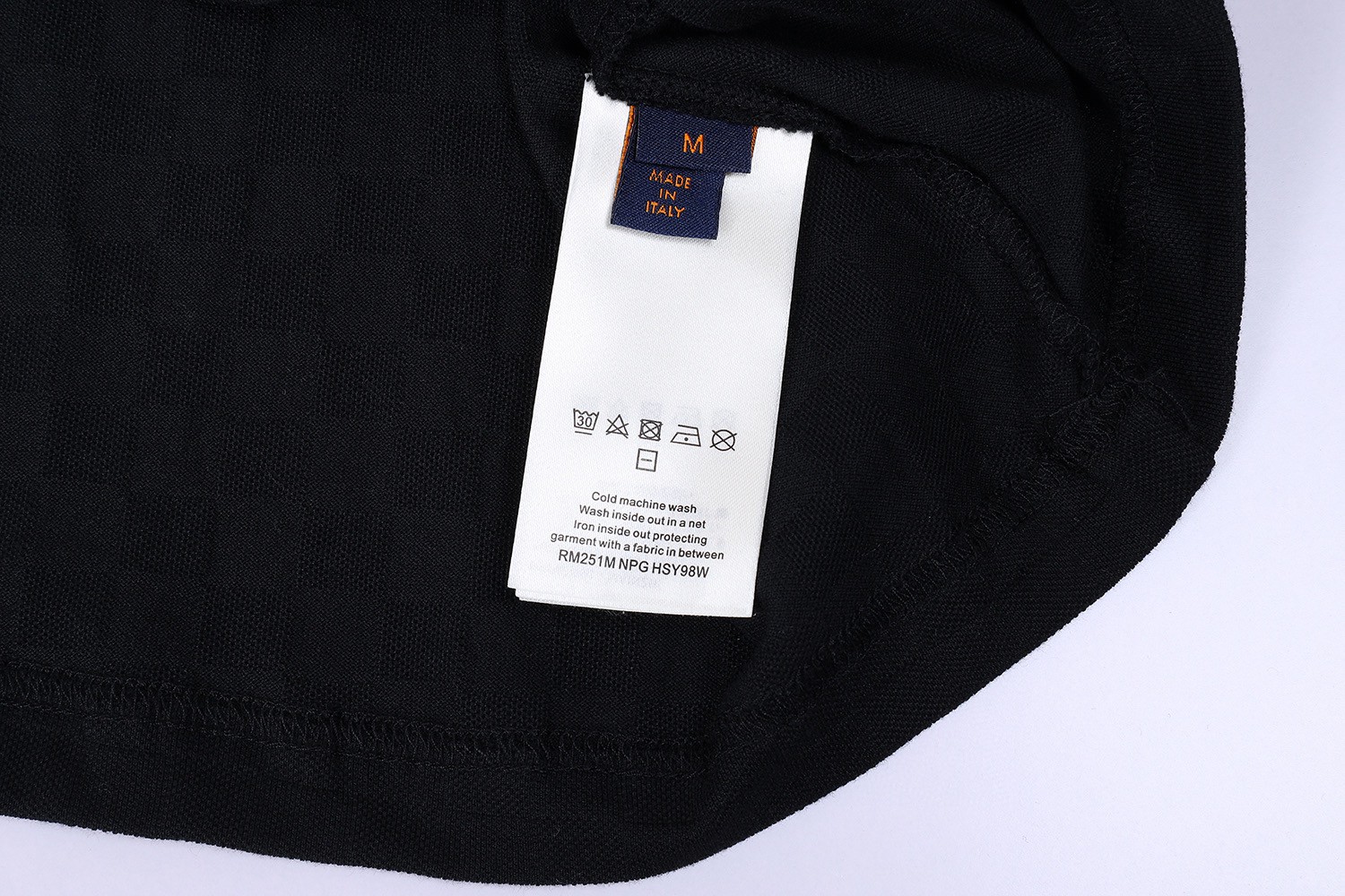 LOUIS VUITTON 路易威登 LV 金框刺绣圆领T恤 短袖 黑色 A0 1AHW18