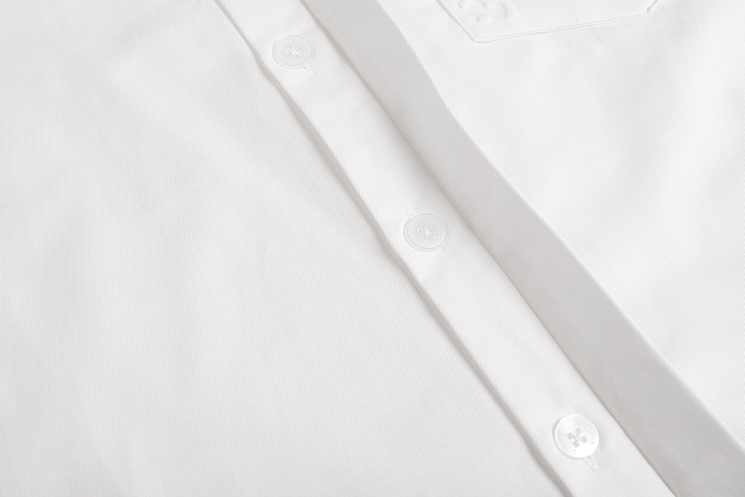 LOUIS VUITTON 路易威登 LV 浮雕压花口袋短袖衬衫 夏季 白色 黑色 A7 1AHVYP