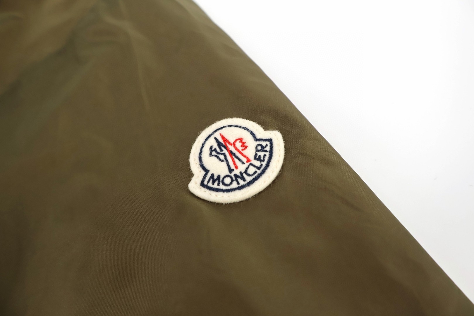 Moncler 蒙口 双面两穿拉链夹克 外套 B5 