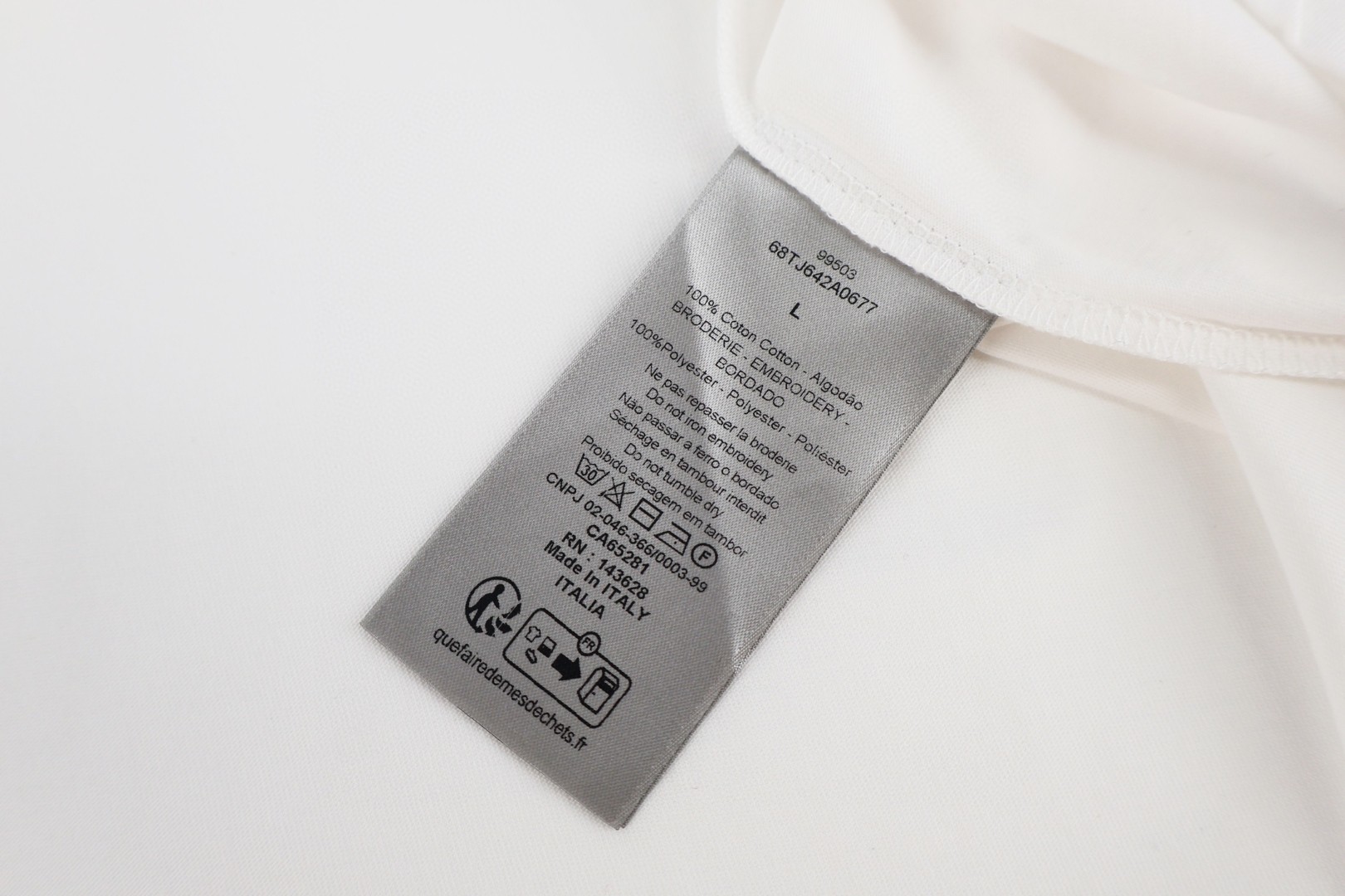 DIOR 迪奥 大框封面圆领短袖 T恤 夏季 白色 A0 683J642A0677-C086