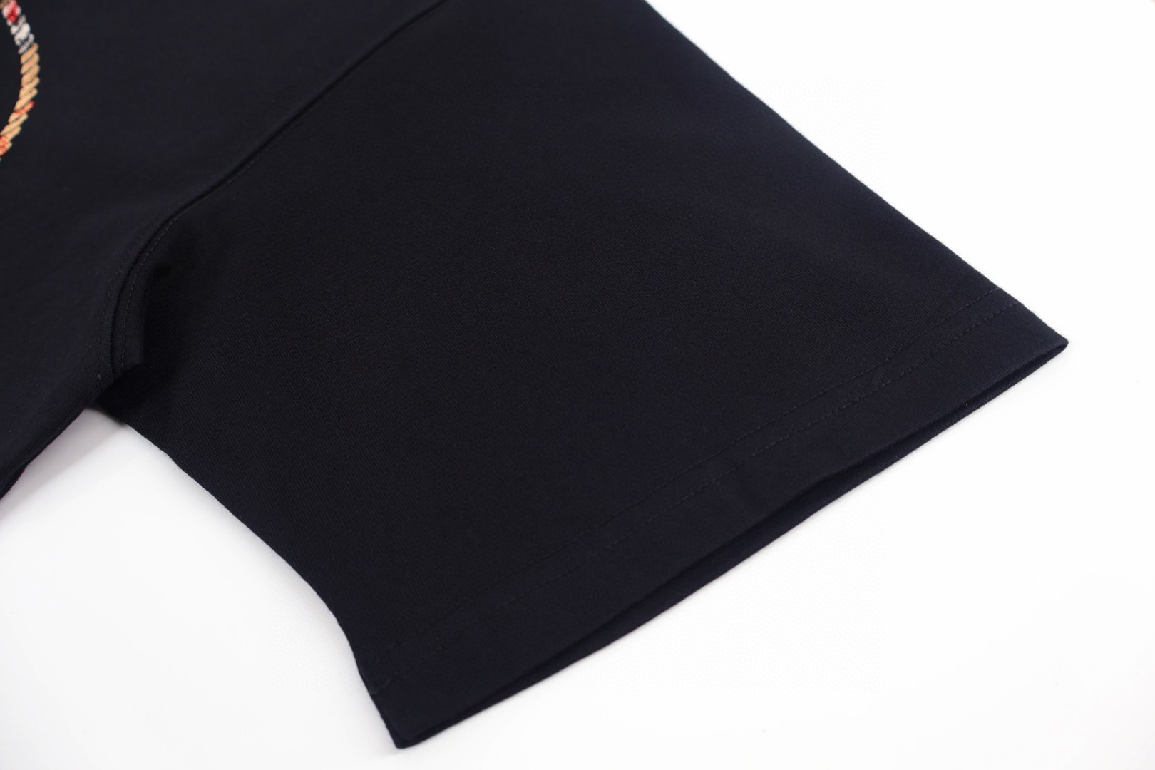 Burberry 巴宝莉 圆环格纹战马刺绣圆领Tee 短袖 T恤 白色 黑色 A0 81234371