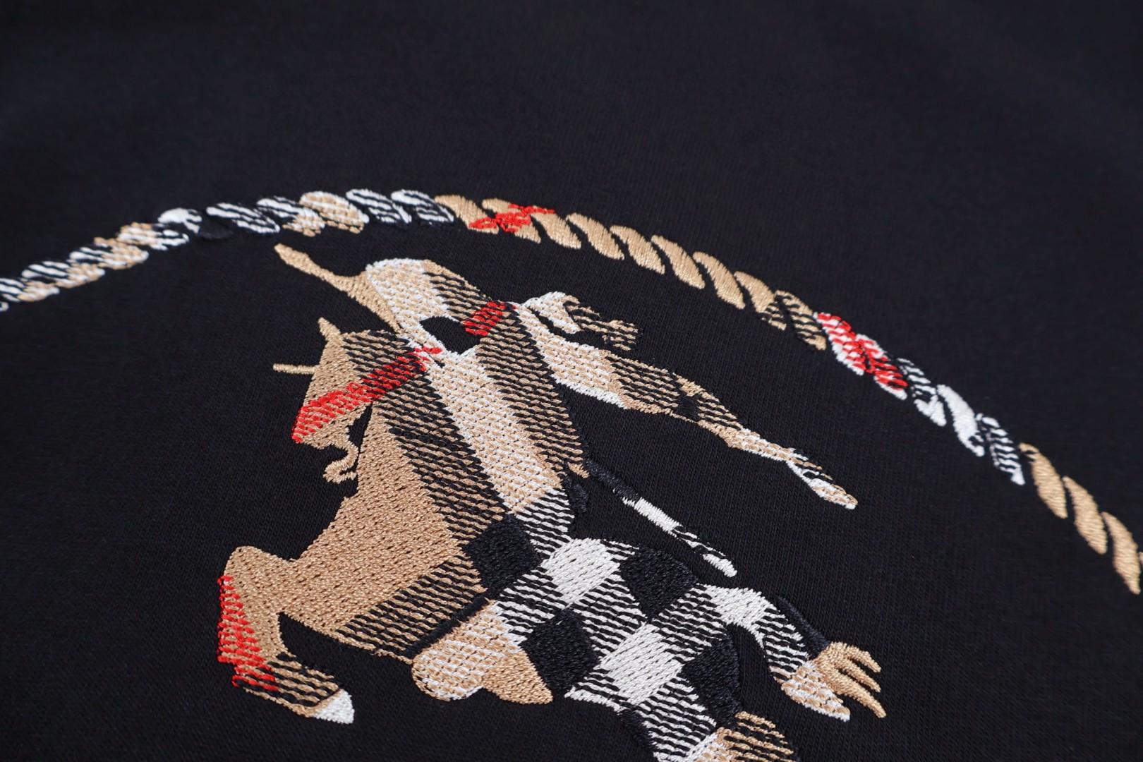 Burberry 巴宝莉 圆环格纹战马刺绣圆领Tee 短袖 T恤 白色 黑色 A0 81234371