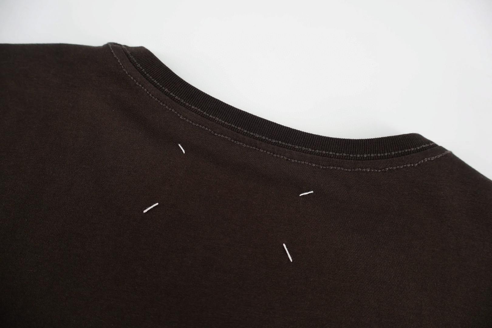 Maison Margiela 马吉拉 数字涂鸦圆领短袖 T恤 套头 夏季 沙色 棕色 A0 S51GC0544S24575119