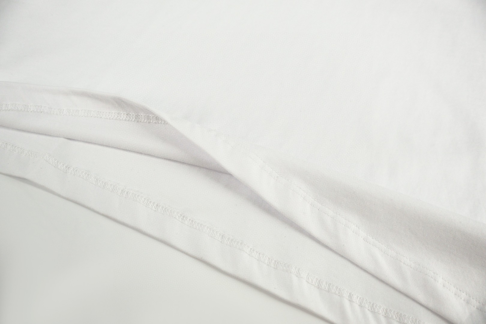 Loewe 罗意威 皇冠褶皱圆领短袖 T恤 白色 黑色 A0 S540Y22X93-2100