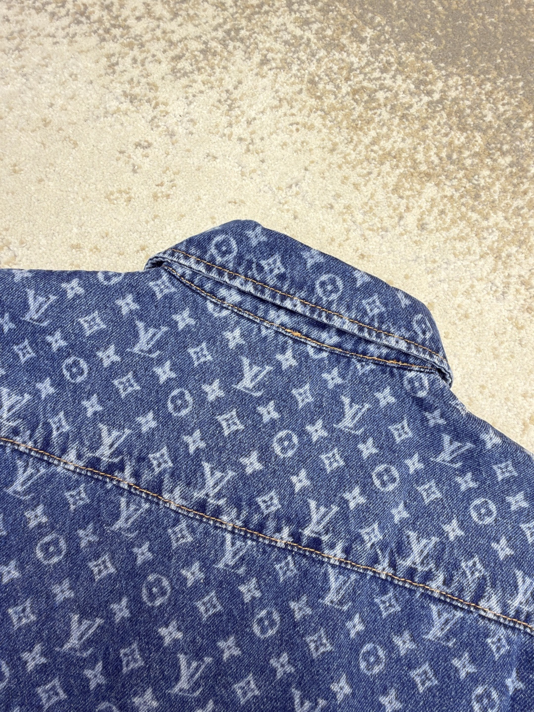 LOUIS VUITTON 路易威登 满印牛仔衬衫 外套 长袖 蓝色 B0 1AI192