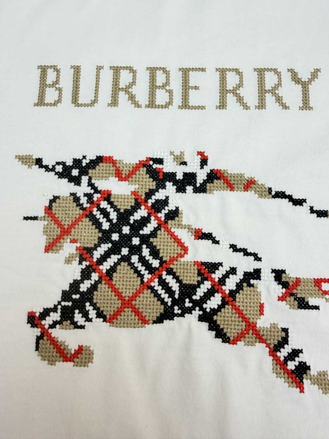Burberry 巴宝莉 格子战马刺绣圆领Tee 短袖 T恤 白色 A0 81101161