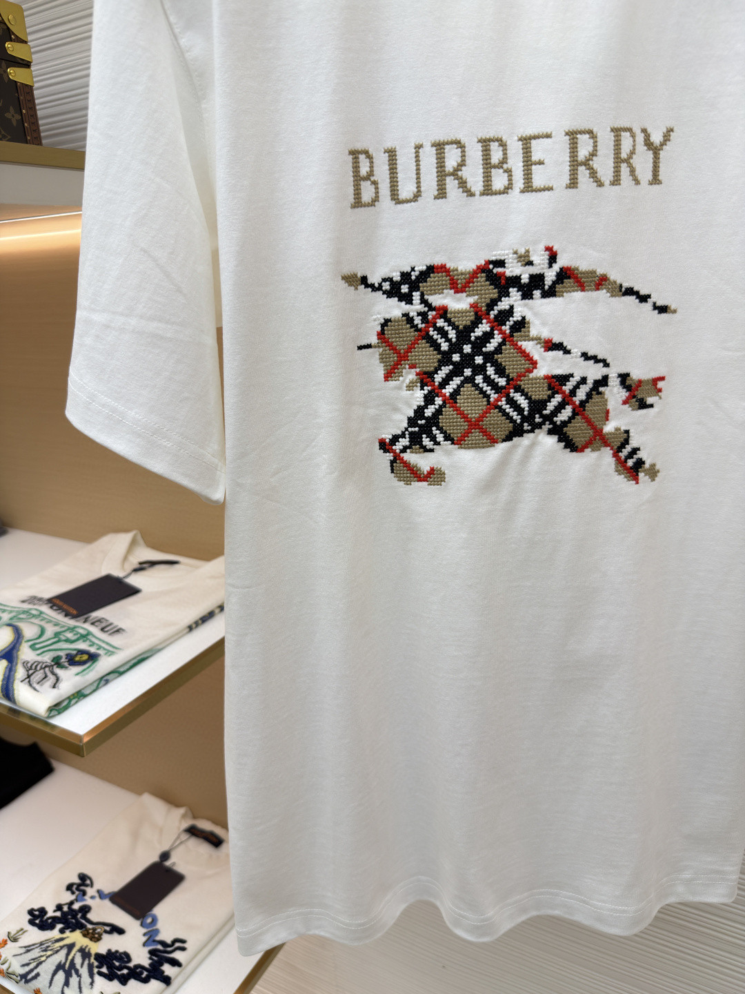 Burberry 巴宝莉 格子战马刺绣圆领Tee 短袖 T恤 白色 A0 81101161