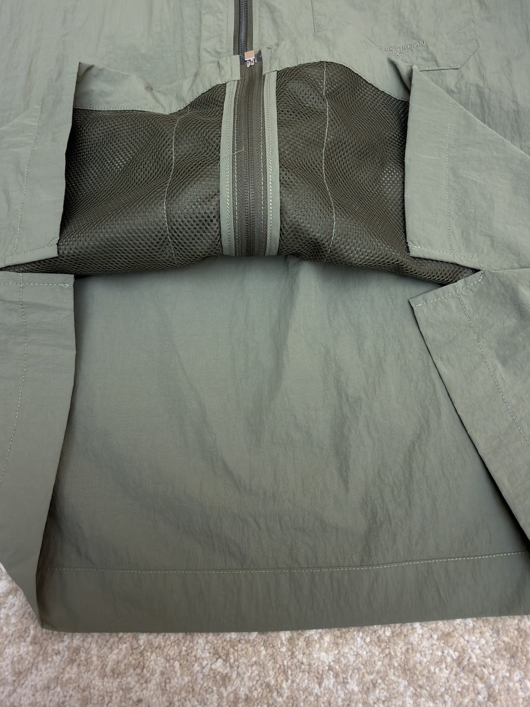 LOUIS VUITTON 路易威登 拉链露营长袖衬衫 外套 绿色 B0 1AJTXZ