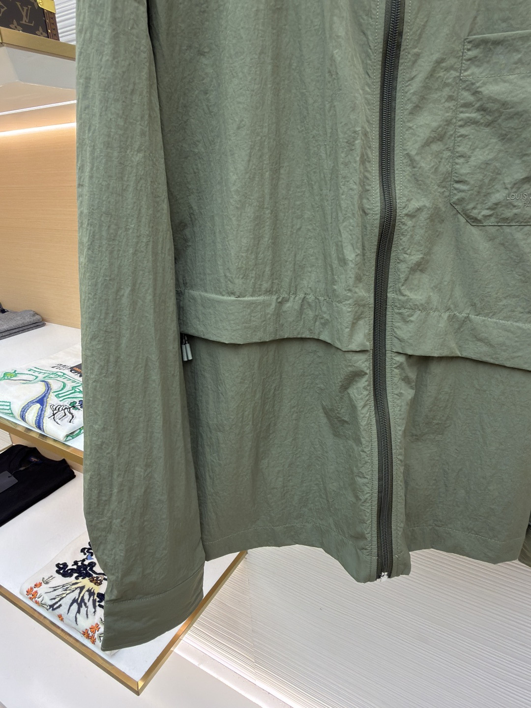 LOUIS VUITTON 路易威登 拉链露营长袖衬衫 外套 绿色 B0 1AJTXZ