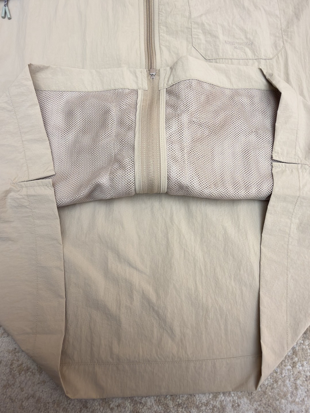 LOUIS VUITTON 路易威登 LV 拉链开襟露营短袖衬衫 外套 夏季 B0