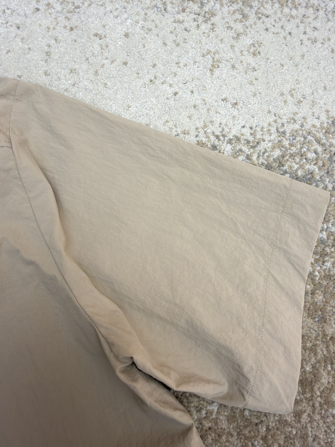 LOUIS VUITTON 路易威登 LV 拉链开襟露营短袖衬衫 外套 夏季 B0