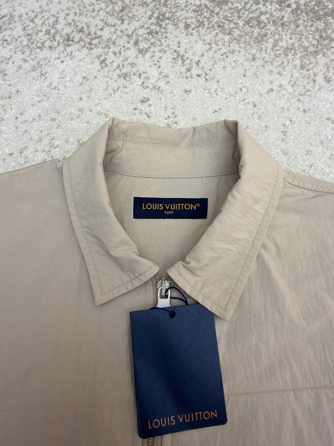 LOUIS VUITTON 路易威登 LV 拉链开襟露营短袖衬衫 外套 夏季 B0