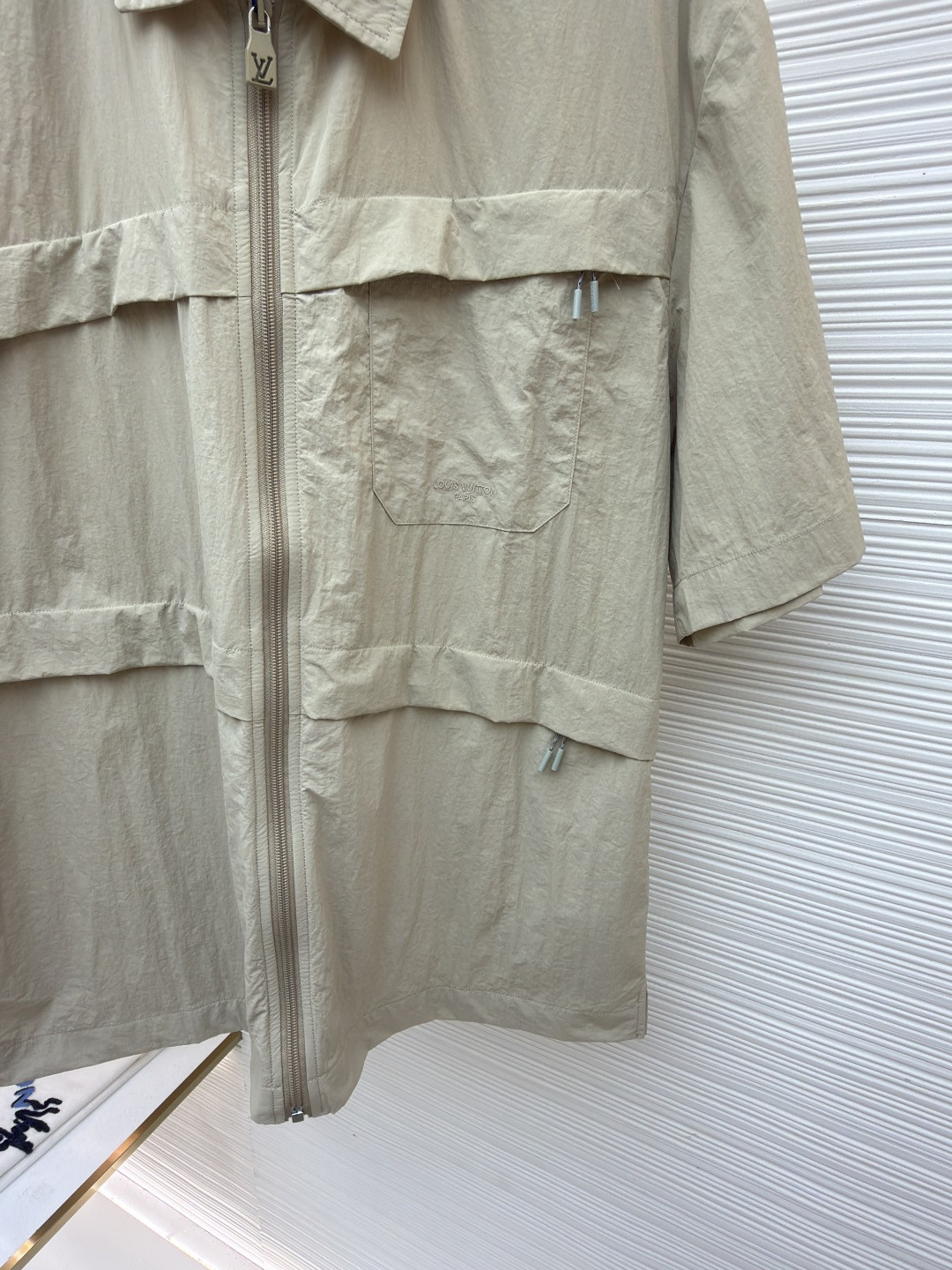 LOUIS VUITTON 路易威登 LV 拉链开襟露营短袖衬衫 外套 夏季 B0