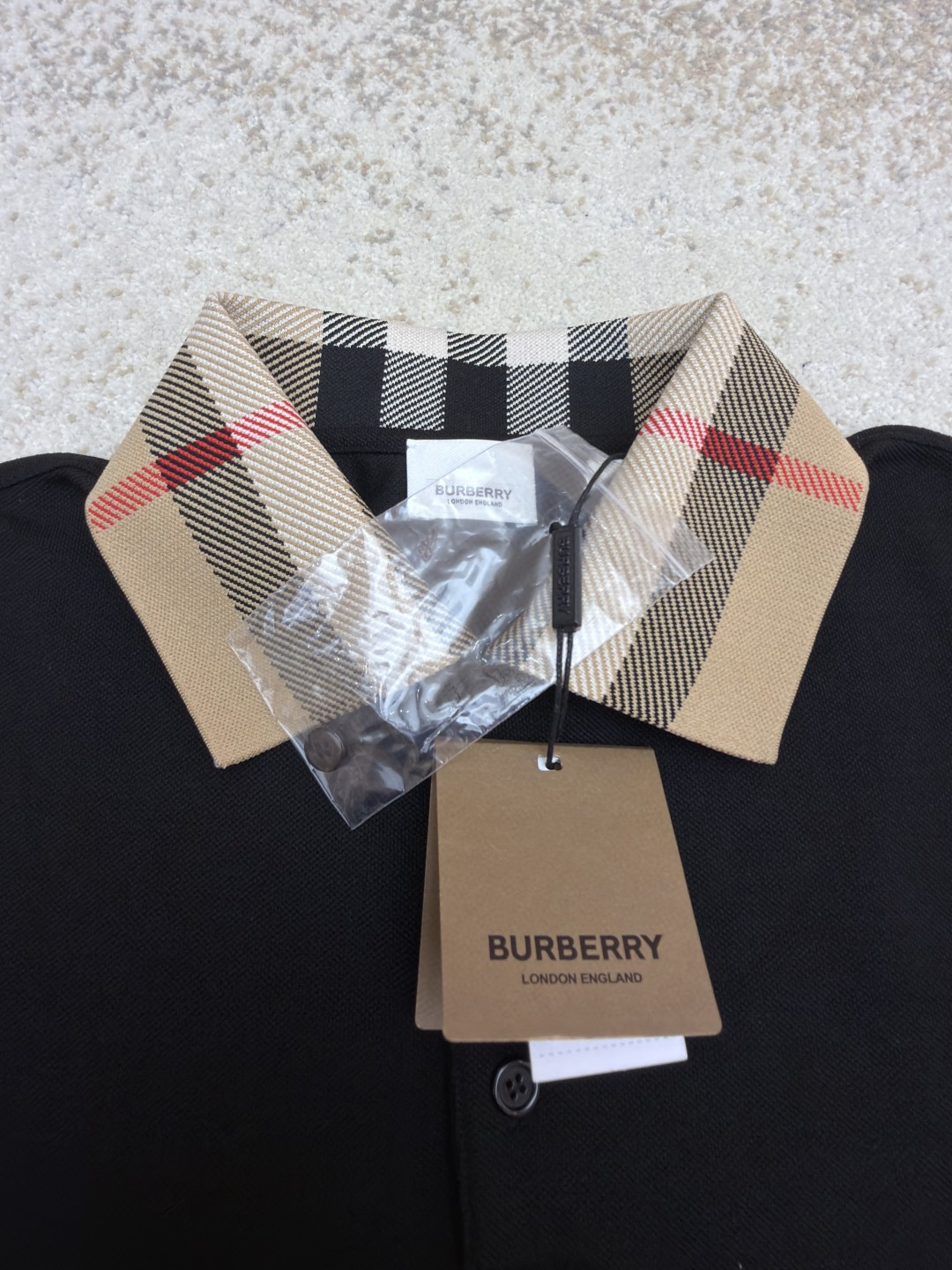 Burberry 巴宝莉  短袖 T恤 白色 黑色 A0 80716211