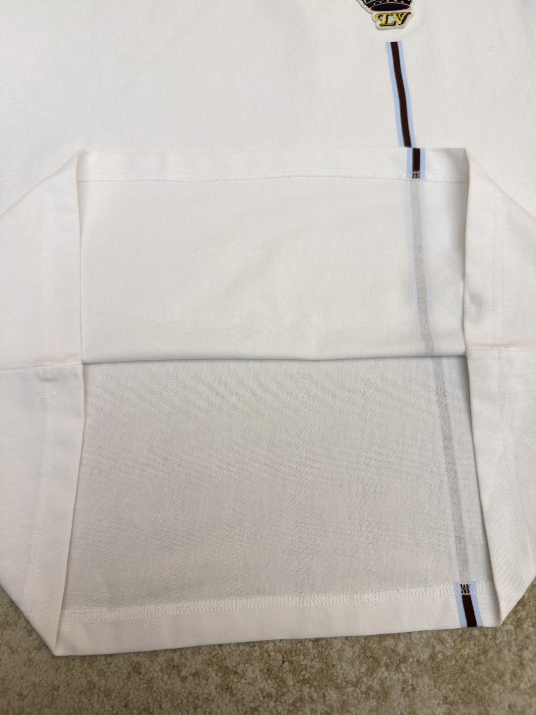 LOUIS VUITTON 路易威登 LV 标识皇冠圆领短袖 T恤 夏季 白色 A0 1AIKCG