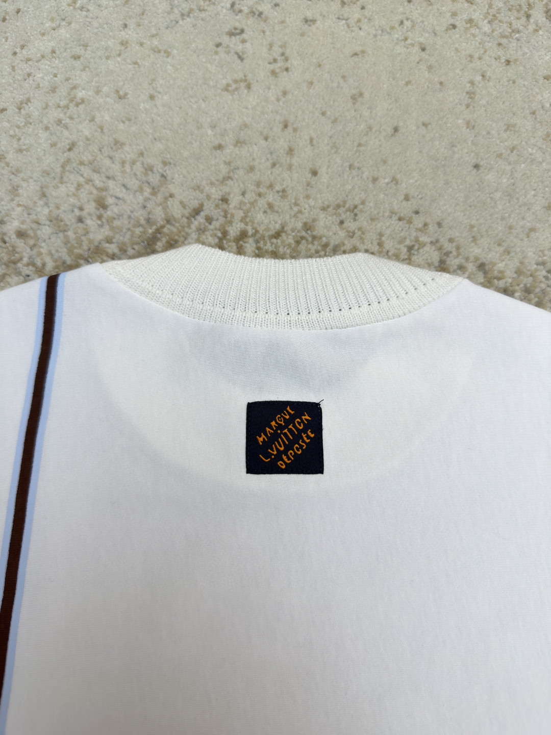 LOUIS VUITTON 路易威登 LV 标识皇冠圆领短袖 T恤 夏季 白色 A0 1AIKCG