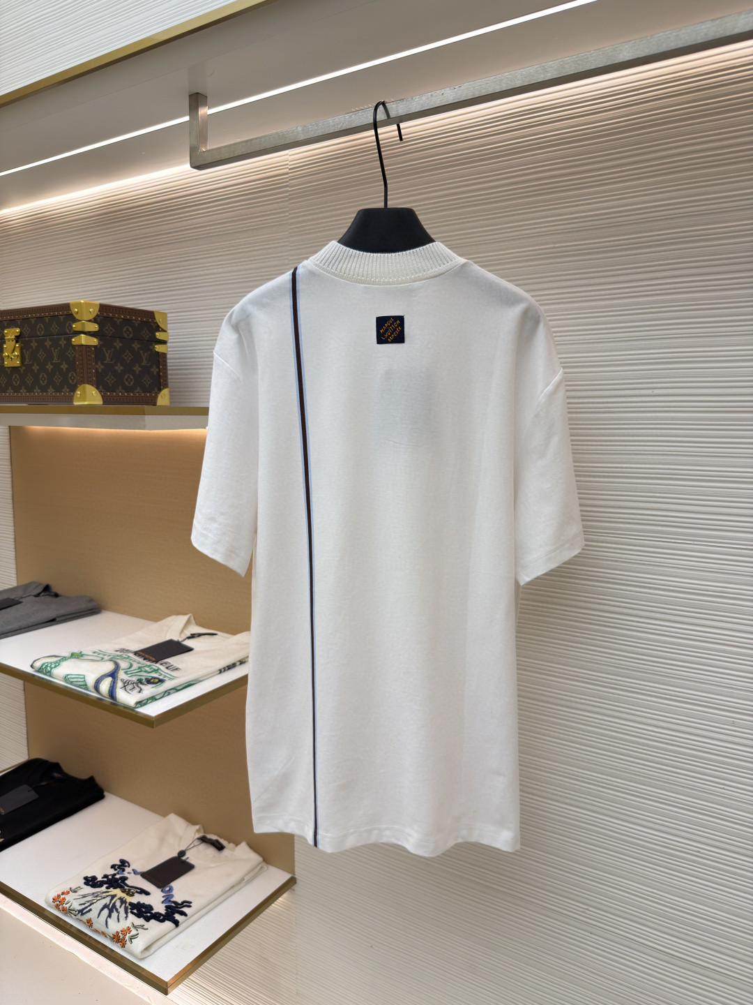 LOUIS VUITTON 路易威登 LV 标识皇冠圆领短袖 T恤 夏季 白色 A0 1AIKCG