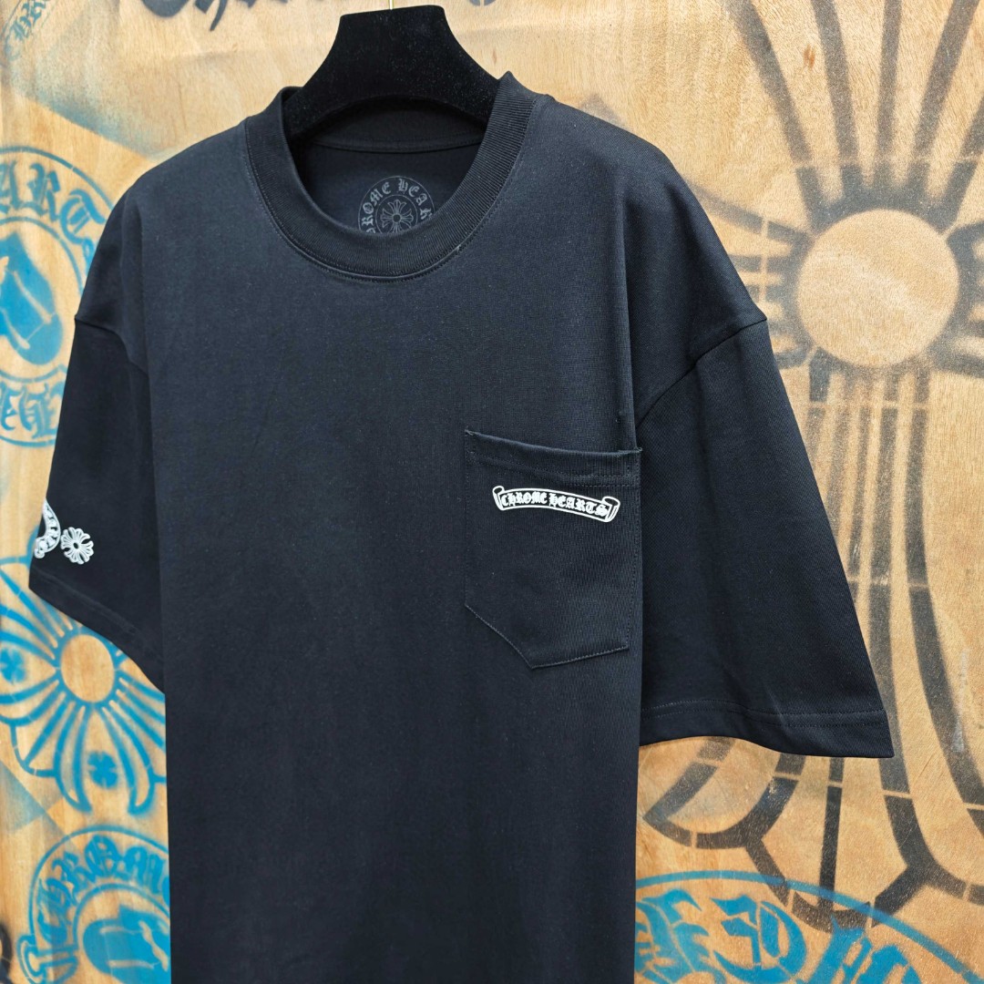 Chrome Hearts 克罗心 粉色宝剑梵文印花圆领短袖 T恤 白色 黑色 A0