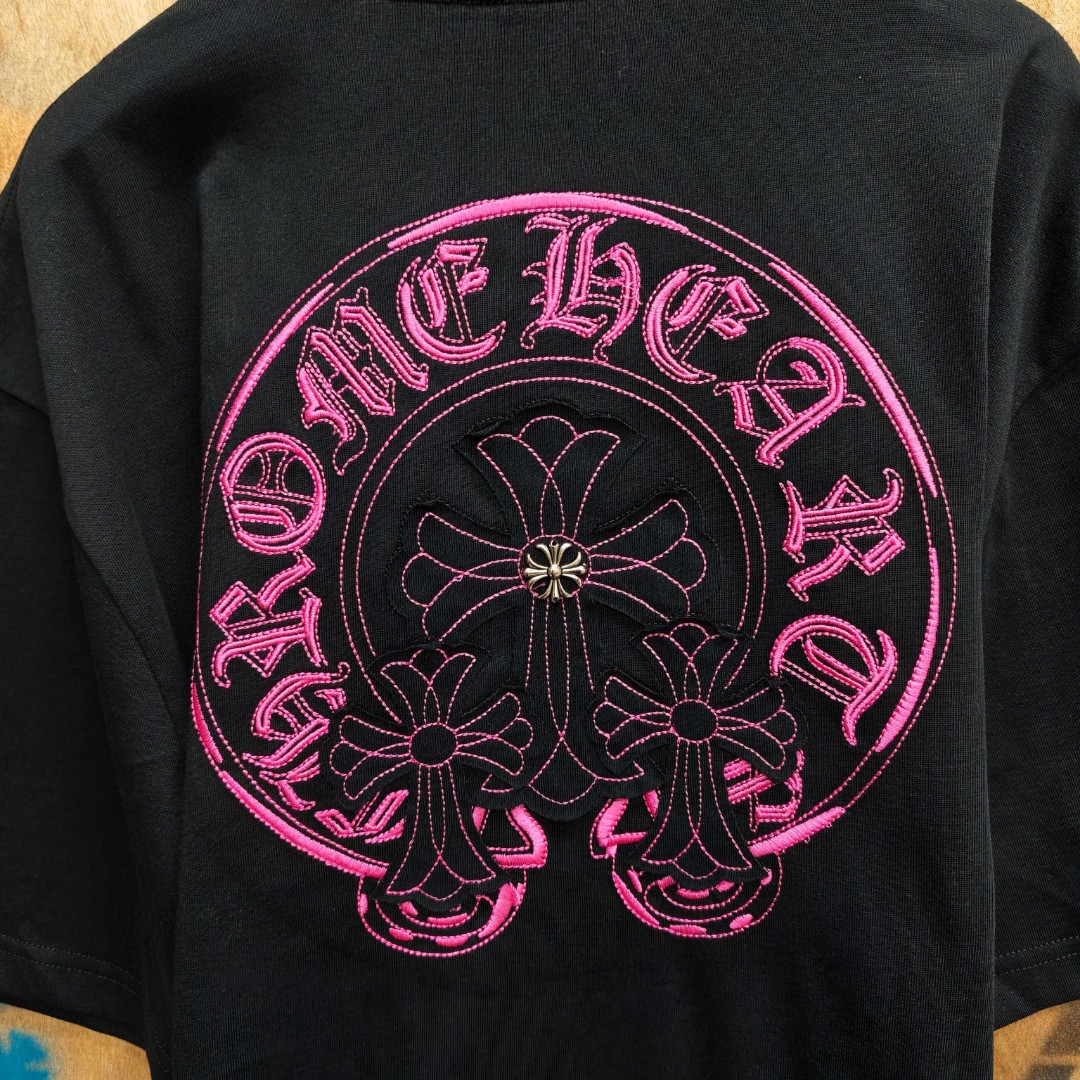 Chrome Hearts 克罗心 粉色马蹄立体绣花圆领短袖 T恤 白色 黑色 A0