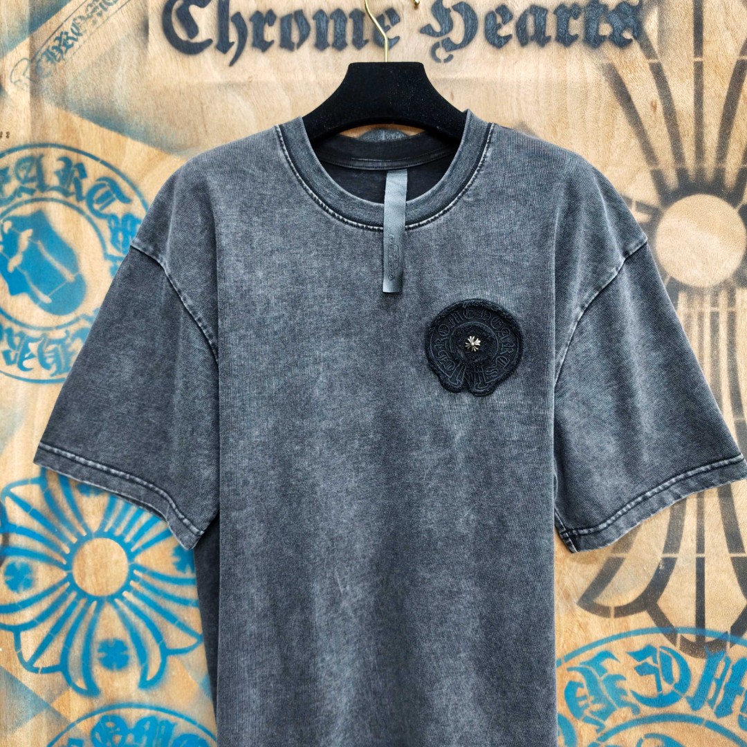 Chrome Hearts 克罗心 做旧马蹄十字架绣花圆领短袖 T恤 黑色 A0