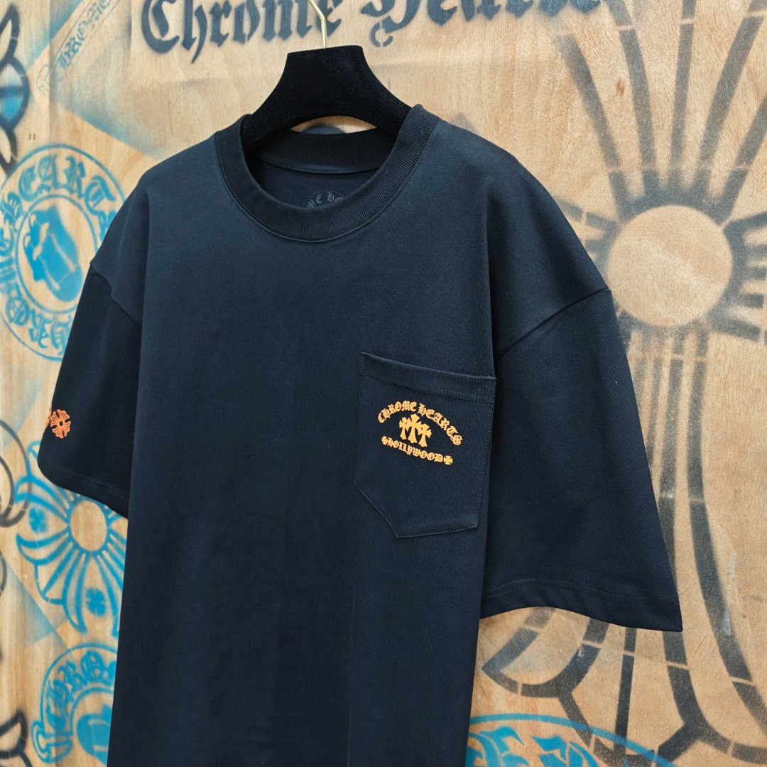 Chrome Hearts 克罗心 橙色十字架梵文印花圆领短袖 T恤 白色 黑色 A0