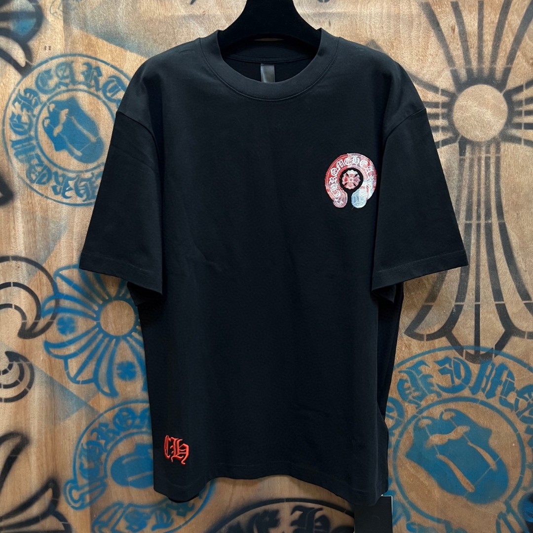 Chrome Hearts 克罗心 彩色格纹马蹄十字架绣花圆领短袖 T恤 黑色 A0