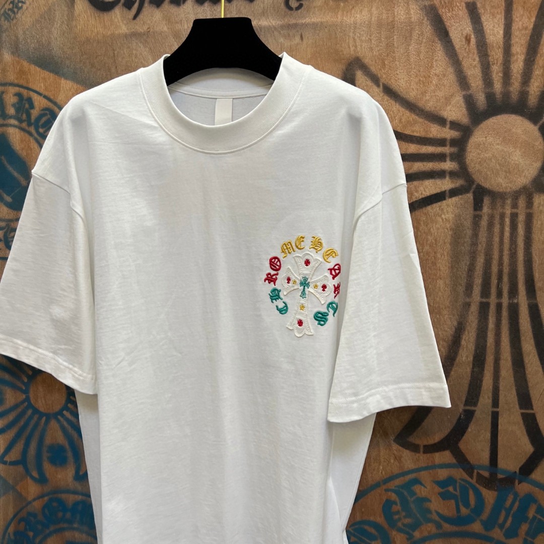Chrome Hearts 克罗心 彩色十字架梵文绣花圆领短袖 T恤 白色 A0