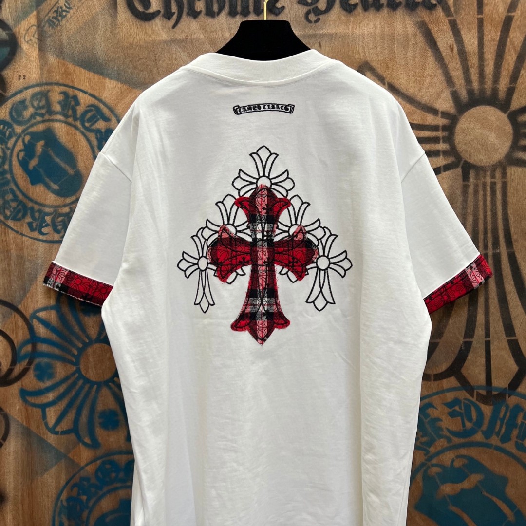 Chrome Hearts 克罗心 袖子拼接红色格纹十字架绣花圆领短袖 T恤 白色 黑色 A0