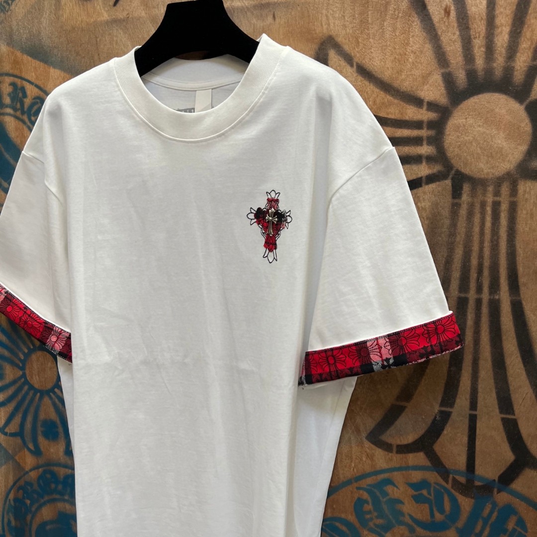 Chrome Hearts 克罗心 袖子拼接红色格纹十字架绣花圆领短袖 T恤 白色 黑色 A0
