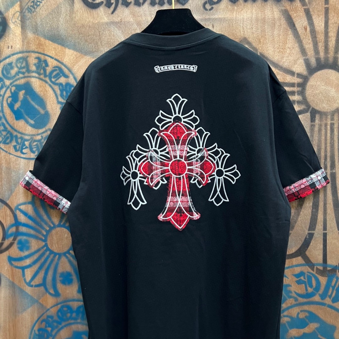 Chrome Hearts 克罗心 袖子拼接红色格纹十字架绣花圆领短袖 T恤 白色 黑色 A0