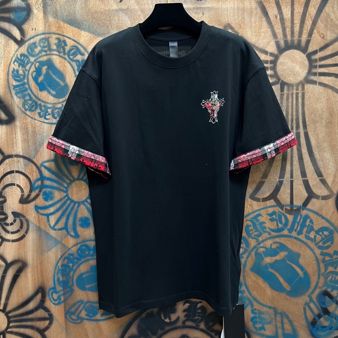 Chrome Hearts 克罗心 袖子拼接红色格纹十字架绣花圆领短袖 T恤 白色 黑色 A0