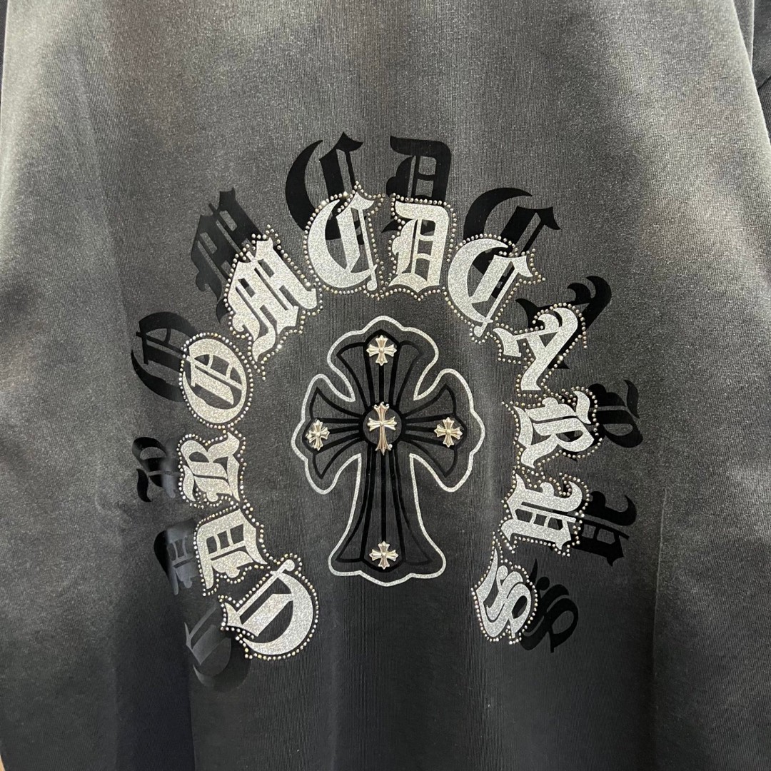 Chrome Hearts 克罗心 做旧渐变珠光镶钻马蹄十字架圆领短袖 T恤 A0